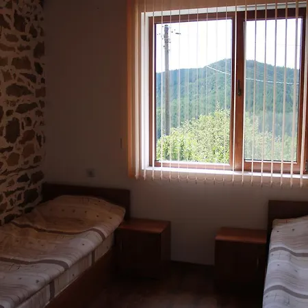 Guest house Shishkovi